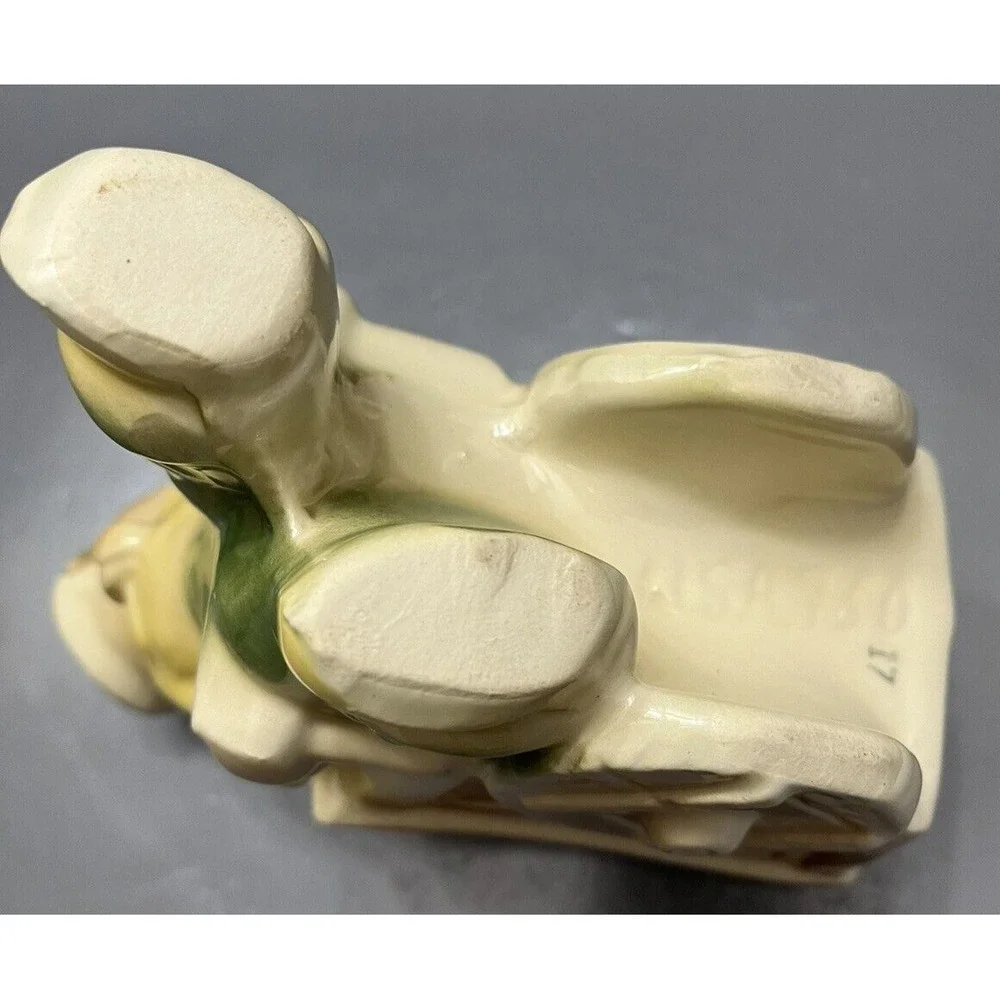 Vintage Shawnee USA 750 Dutch Boy & Cart‎ Ceramic Flower Flowers Floral Planter